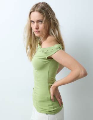 Jjxx Asymmetric Shoulder Top In Green