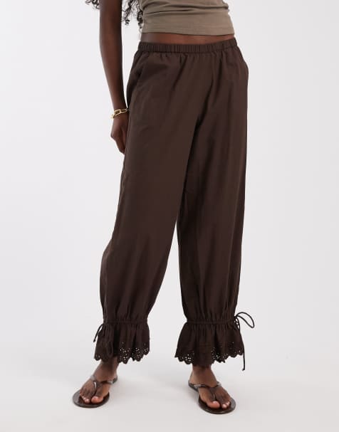 JJXX – Bloomer-Shorts in Braun mit Lochstickerei - view 1