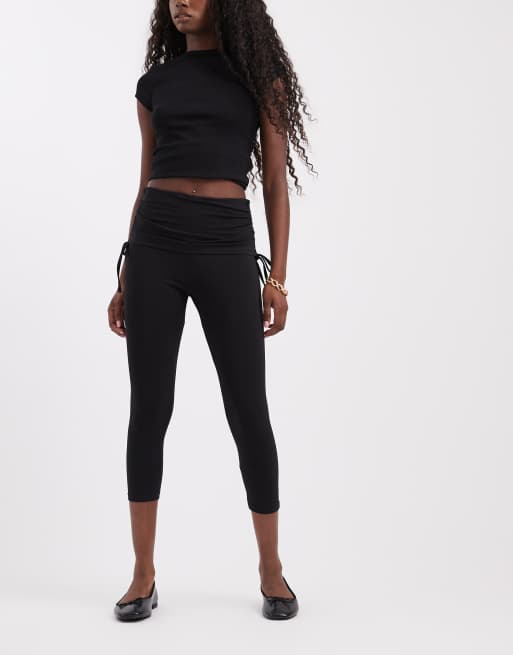 JJXX bukser med foldover-detalje i slinky capri-model i sort, 2 af 5
