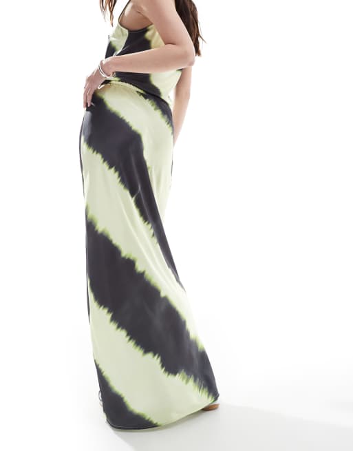 JJXX co-ord satin skirt in yellow print, 2 of 5