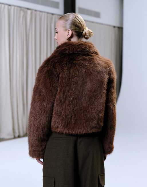JJXX - Cropped jas van imitatiebont met rits in bruin, 4 van 4