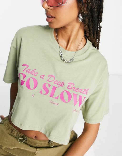 JJXX cropped slogan t-shirt in khaki, 3 of 4