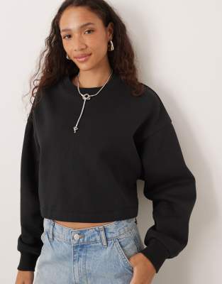 JJXX - Cropped-Sweatshirt in Schwarz mit Oversize-Passform