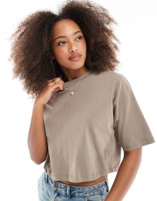JJXX - Cropped-T-Shirt in Beige mit Oversize-Passform-Neutral