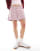Thumbnail 1 van 5