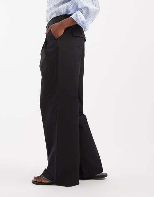 JJXX flared tailored trouser in black, 2 of 5