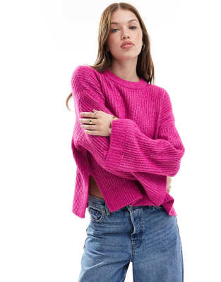 fluffy cropped ribbed sweater in pink