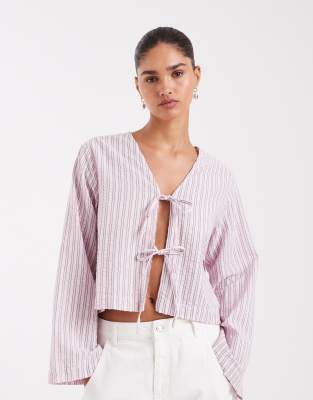 JJXX - Gestreiftes Oberteil in Rosa mit gebundener Vorderseite