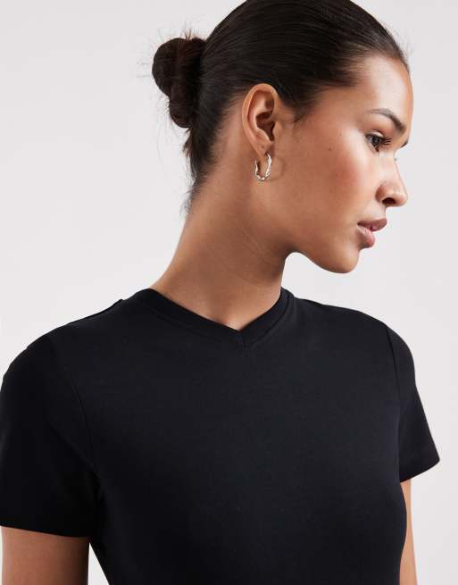 JJXX – Gigi – T-Shirt in Schwarz mit V-Ausschnitt, 4 von 4