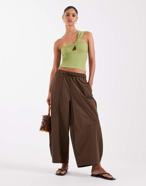 JJXX - Grøn top med oneshoulder-snit i hæklet stil, 3 af 4