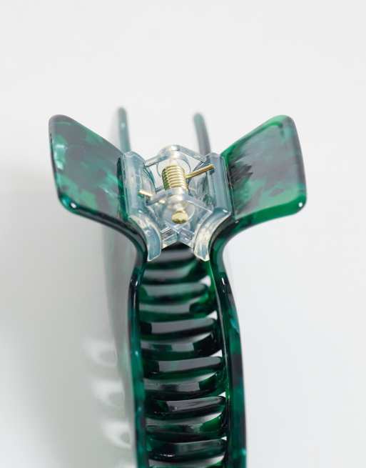 JJXX hairclaw in green marble, 2 of 3