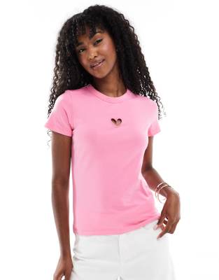 heart cut out tee in pink