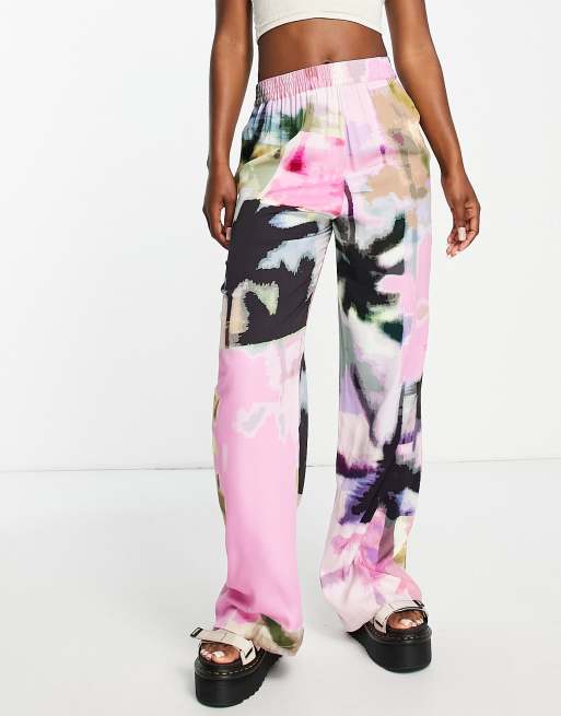 JJXX – Hose aus Satin in Rosa mit Marmorprint und weitem Bein, Kombiteil