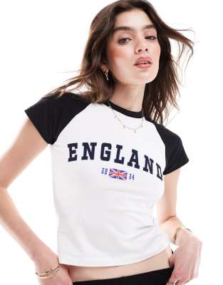 JJXX - Knapp geschnittenes T-Shirt mit „England"-Print auf der Brust-Weiß