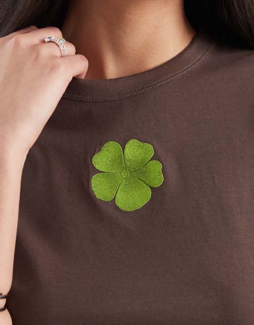 JJXX large flower print baby tee in dark brown, 3 of 4