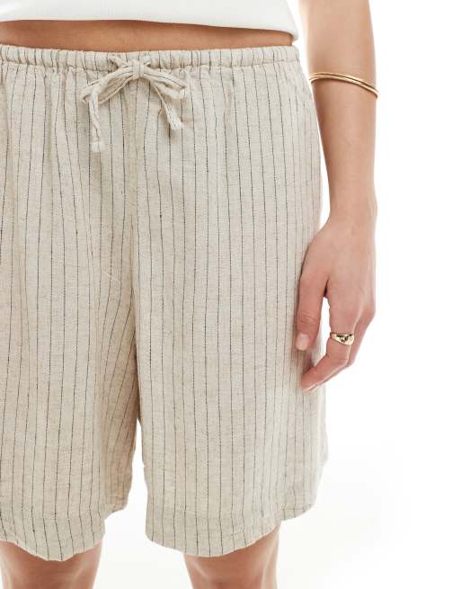 JJXX linen blend shorts in cream stripes, 2 of 5