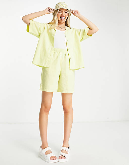 JJXX linen city shorts in bright yellow (part of a set)