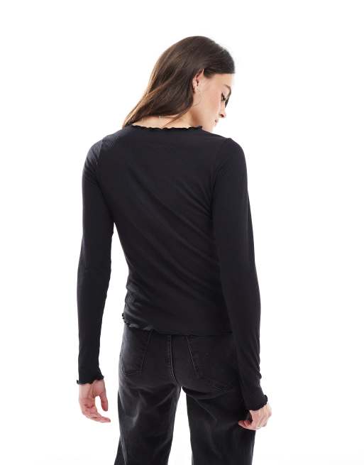 JJXX long sleeve t-shirt with lettuce hem in black | ASOS