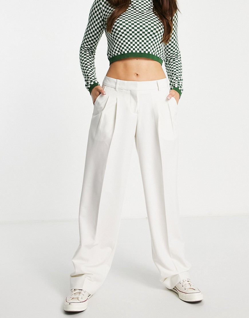 JJXX Mary tailored wide leg dad trousers in white