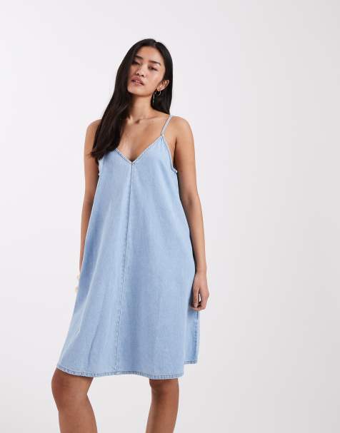 JJXX – Mini-Jeanskleid in Blau mit Riemchenträgern - view 1