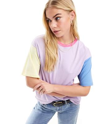 JJXX - Oversize-T-Shirt mit Farbblockdesign in Lila