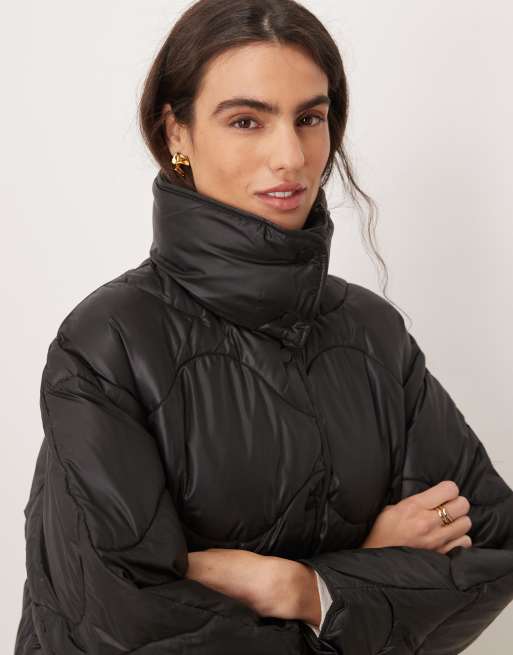 JJXX - Oversized hoogsluitend gewatteerd jack in zwart, 3 van 4