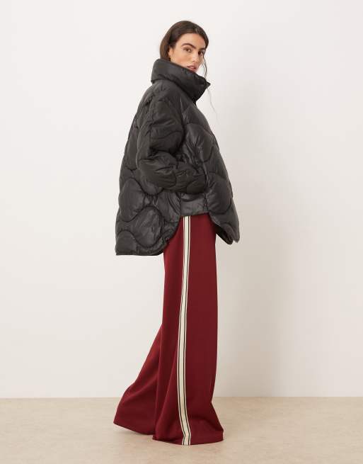 JJXX oversized quilted jacket with high neck in black, 2 of 4