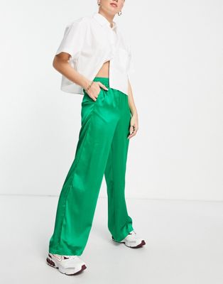 Pantalons et leggings JJXX - Pantalon coupe dad à taille élastique en satin - Vert vif