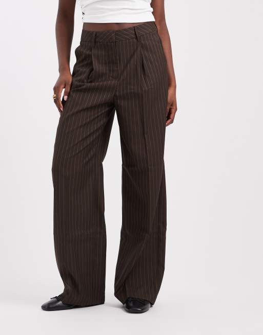 JJXX - pantalón de traje de pernera ancha con raya diplomática en marrón oscuro, 2 de 5