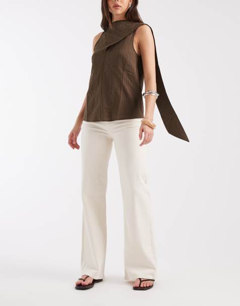 JJXX Rome mid waist flared fit jeans in white - view 1