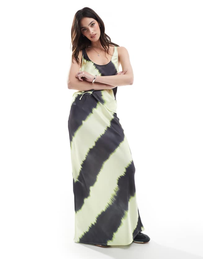 JJXX - Satijnen rok in gele print, deel van co-ord set