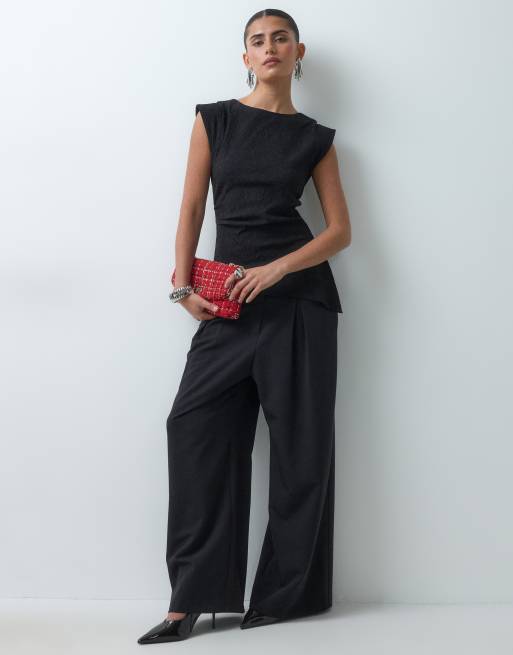 JJXX structured top with asymmetric hem in black, 2 of 5
