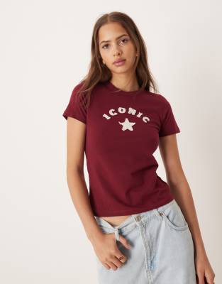 Jjxx Tee With Star Graphic In Burgundy