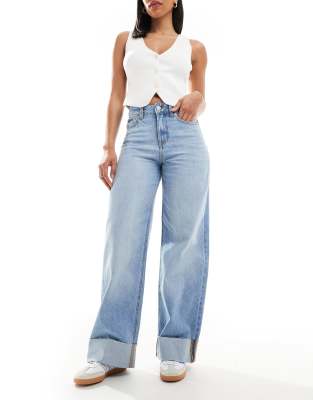 JJXX Tokyo wide fit jeans with turn up in light blue