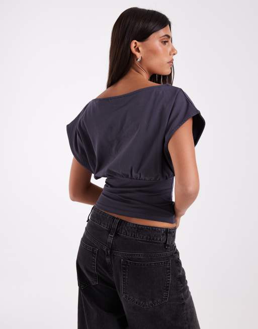 JJXX - Top con cintura ajustada y estampado Paris en gris carbón, 4 de 4