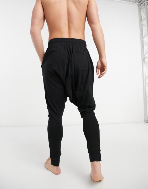 Jogger de estar por casa negro de tiro caído de ASOS DESIGN, 2 de 4
