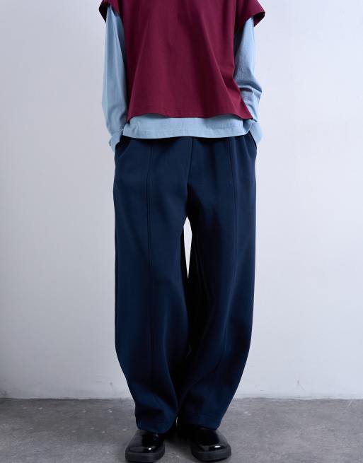 Joggers azul marino de pernera barrel con jaretas de tejido efecto neopreno de Topshop, 5 de 5