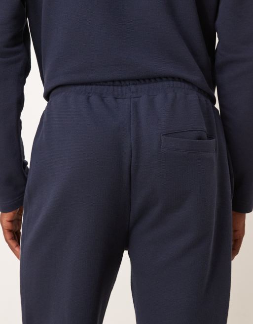 Joggers azul marino de pernera recta con ribetes laterales de piqué de ASOS DESIGN, 5 de 5