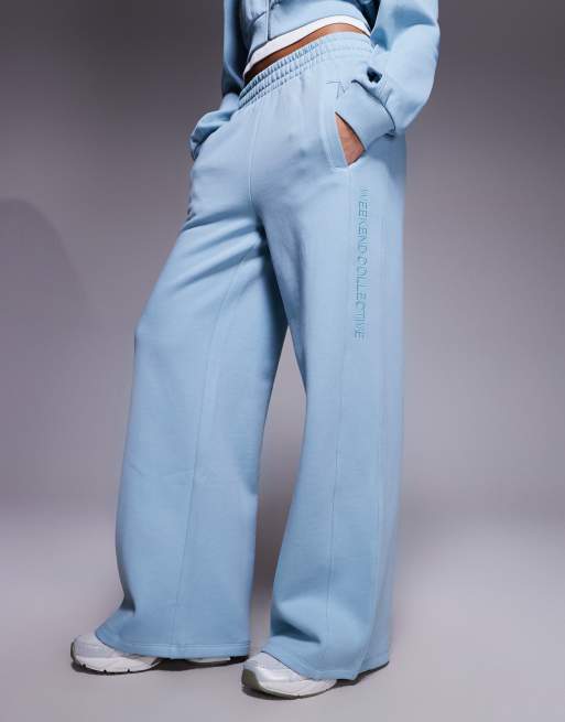 Joggers azul negruzco de pernera ancha con paneles de canalé de tejido grueso de Weekend Collective (parte de un conjunto), 2 de 5