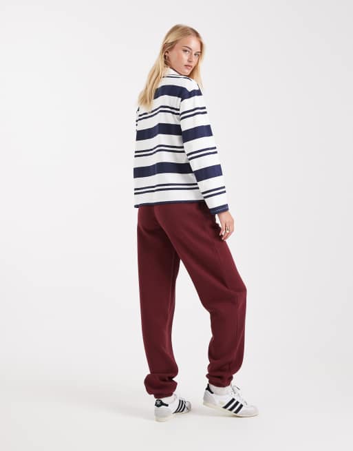 Joggers burdeos con bajos ajustados e interior afelpado Ultimate de ASOS DESIGN Tall, 2 de 5