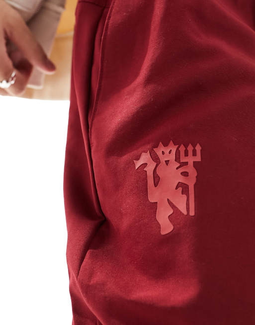 Joggers burdeos del Manchester United de adidas Football, 2 de 5