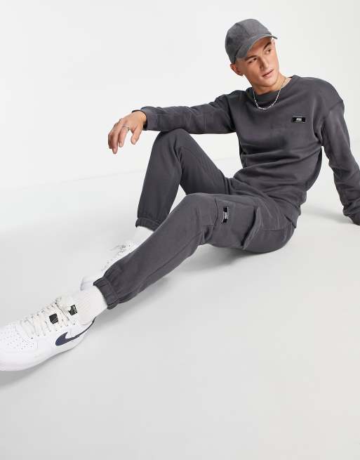 Joggers cargo grises de Jack & Jones Core (parte de un conjunto)
