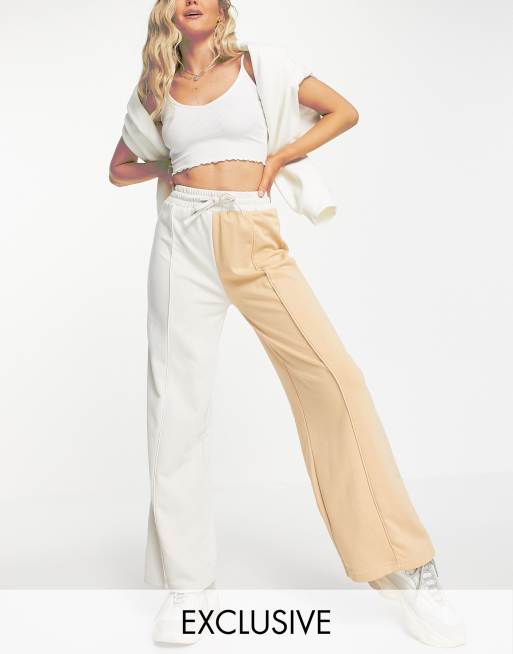 Joggers color arena de pernera ancha con diseño dividido de South Beach 
