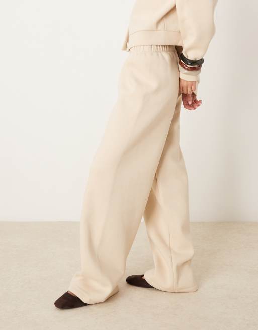 Joggers color avena de pernera ancha de tejido efecto sudadera de ASOS DESIGN (parte de un conjunto), 3 de 5