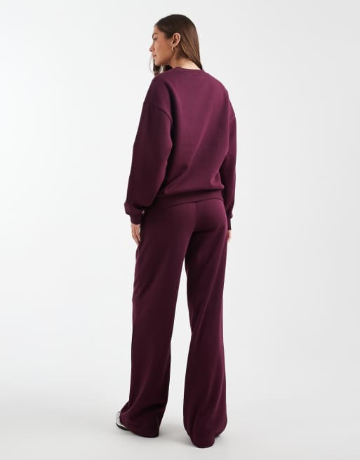 Joggers color ciruela de pernera ancha con interior afelpado de ASOS DESIGN Tall, 4 de 5