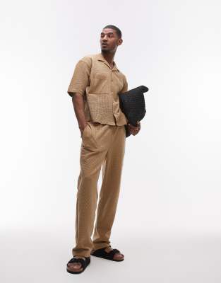 Joggers color mostaza a rayas de corte recto de Topman