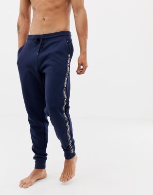 Joggers confort azul  marino con bajo ajustado y cinta del logo en los laterales Authentic de Tommy Hilfiger