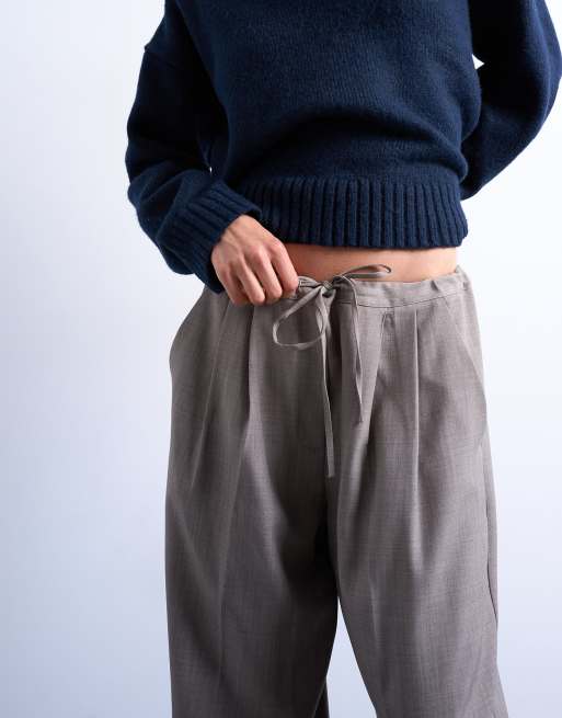 Joggers de sastre beis con cordón ajustable en la cintura de Topshop, 4 de 5
