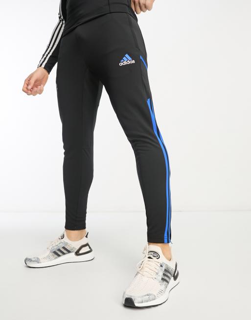 Joggers negros con del Manchester United de adidas Football | ASOS