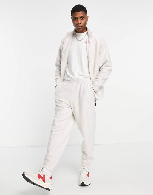 Chándal beis jaspeado extragrande con top y joggers de felpa de ASOS DESIGN (parte de un conjunto), 2 de 2